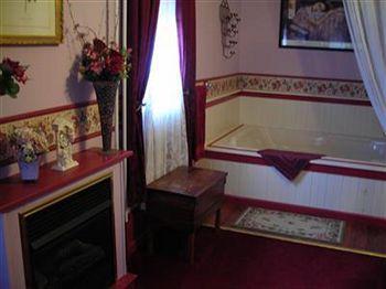 Keller House (Adults Only) Hotel Centre Hall Екстериор снимка